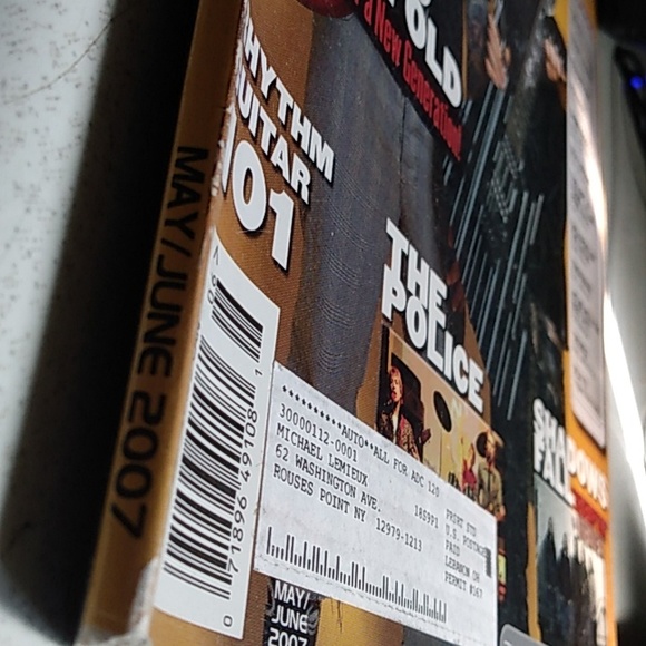 GUTAR EDGE MAGAZINE BUNDLE OF 3 - Picture 2 of 10